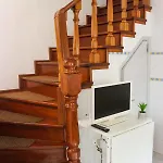 Ascensor House * نازاريه