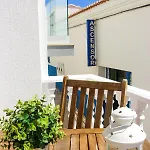 Ascensor House بيت للعطل نازاريه